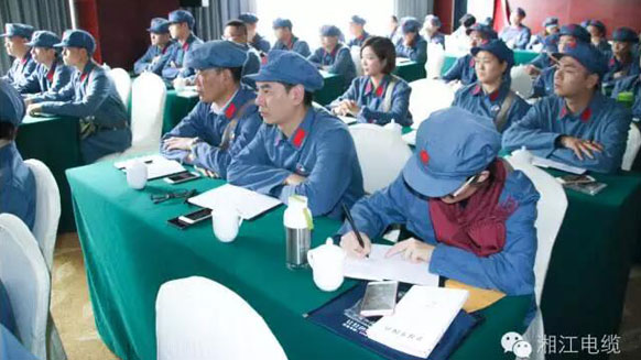 缅怀革命先烈，学习革命精神。——湘江电缆井冈山精神学习班剪影